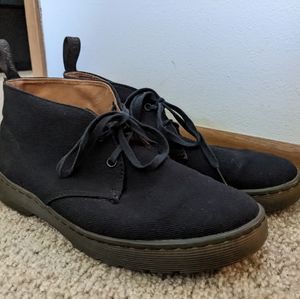 Dr. Martens Mayport shoes